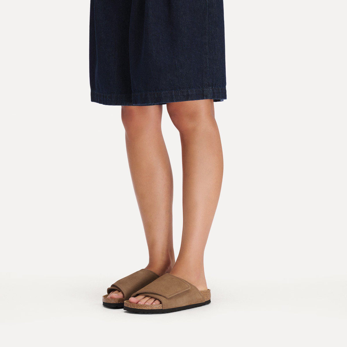 Solana VL Suede Leather
